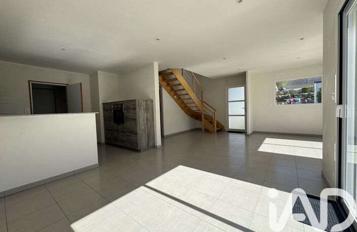 Vente Maison/villa 5 pièces — photo 2