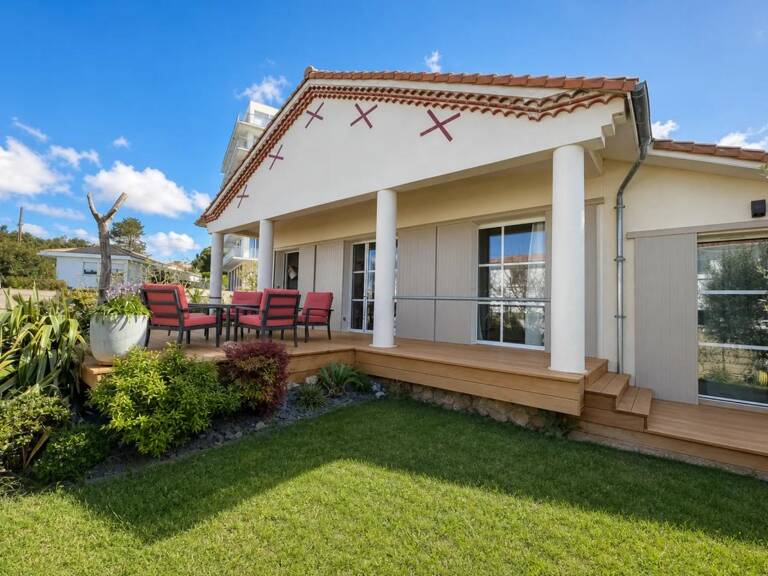 Charmante villa avec vue mer et piscine à St Georges — photo 1