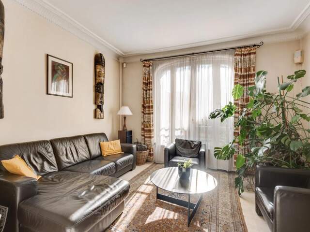 Spacieuse maison de 8 pièces à Noisy-le-Sec — photo du bien