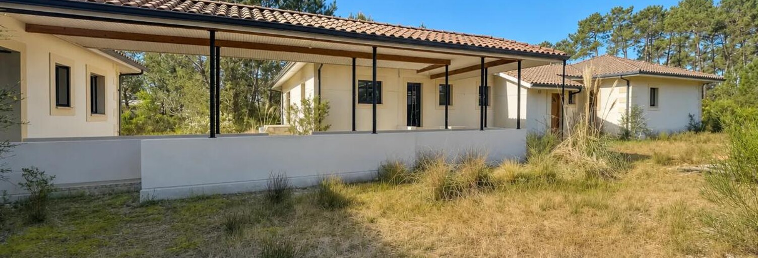 Maison 9 Pièces 338 m² à vendre à Lugos (33830)