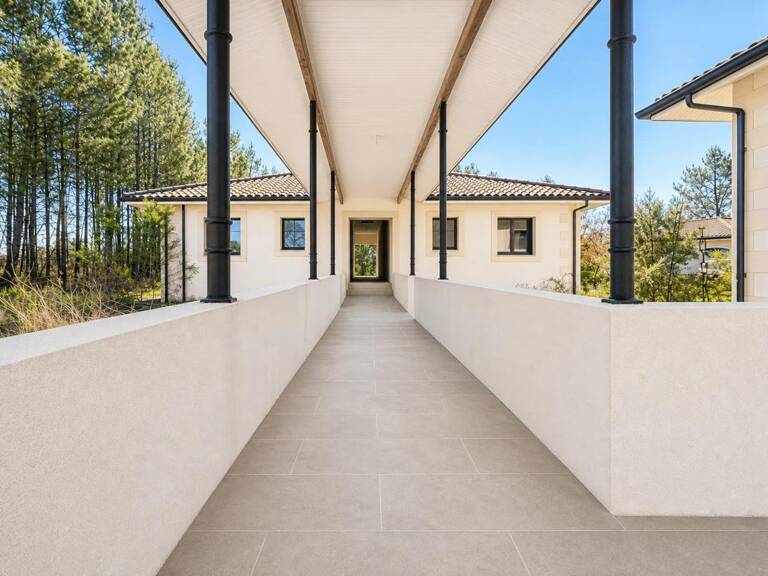 Maison spacieuse de 9 pièces à Lugos — photo 1