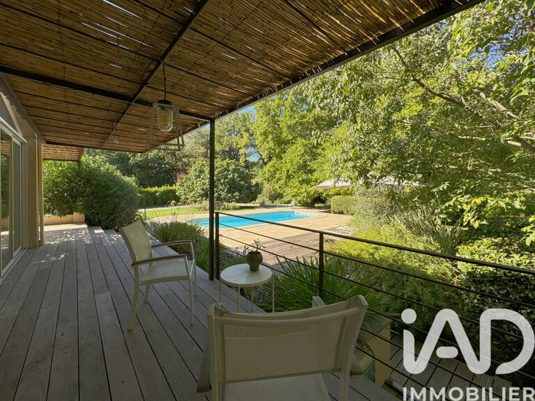 Vente Maison/villa 8 pièces — photo 1