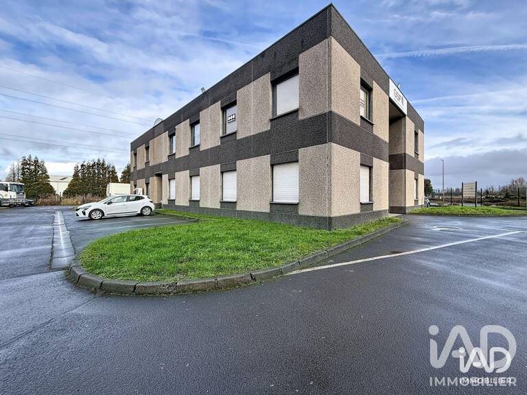 Vente Bureaux 608 m&sup2; — photo 1