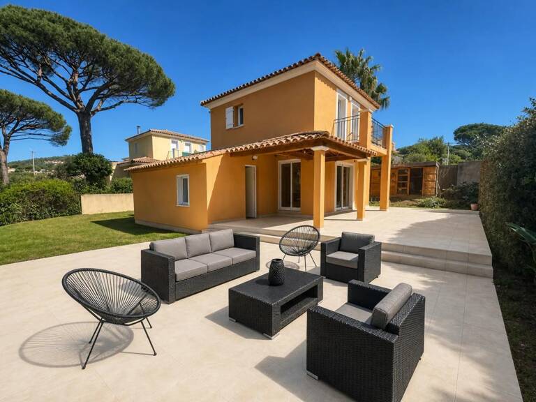 Maison en vente à Roquebrune-sur-Argens — photo 1