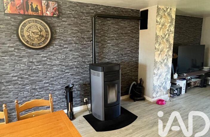 Vente Maison/villa 9 pièces — photo 2