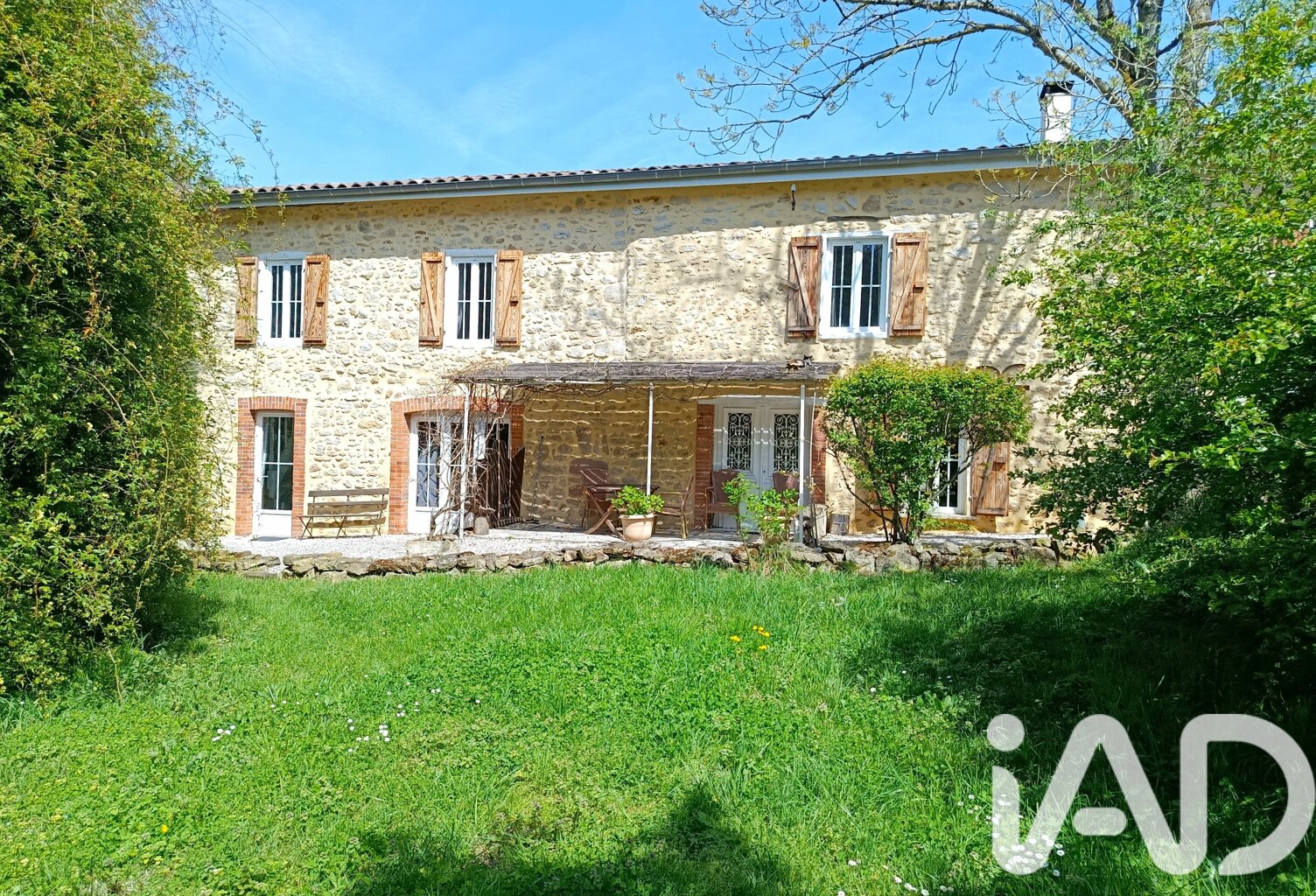 Vente Maison de campagne 9 pièces — photo 1