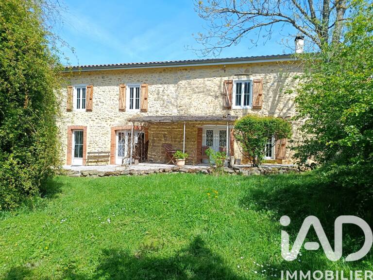 Vente Maison de campagne 9 pièces — photo 1