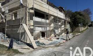 Immeuble  90 m² à vendre à Manosque (04100)