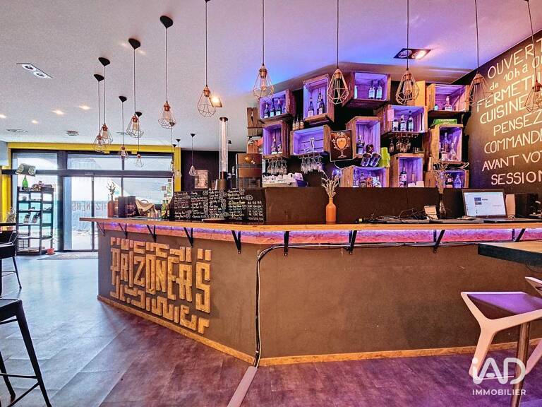 Vente Boutique/Local commercial 600 m&sup2; — photo 1