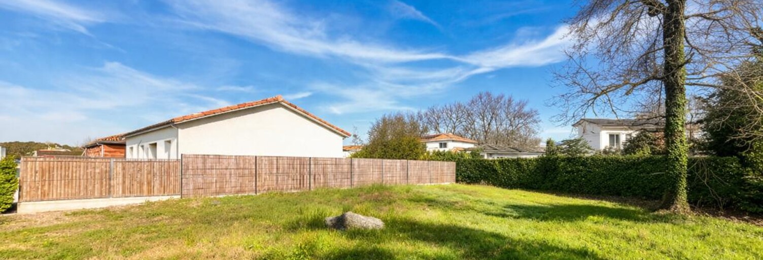 Terrain 493 m² à construire Saint-Médard-en-Jalles (33160)