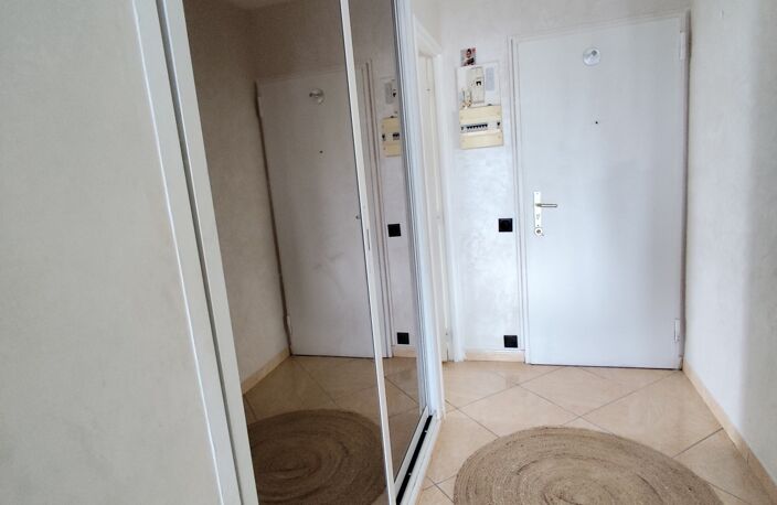 Vente Appartement 4 pièces — photo 2