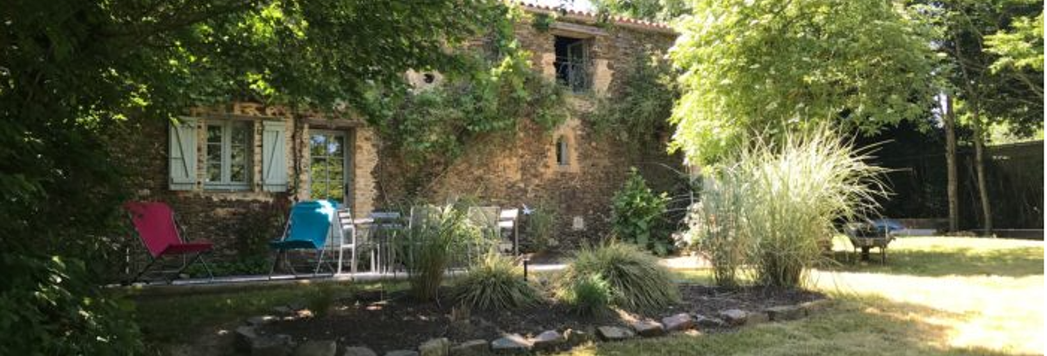 Maison 8 Pièces 180 m² à vendre à Sigournais (85110)