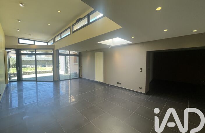 Vente Maison/villa 8 pièces — photo 3