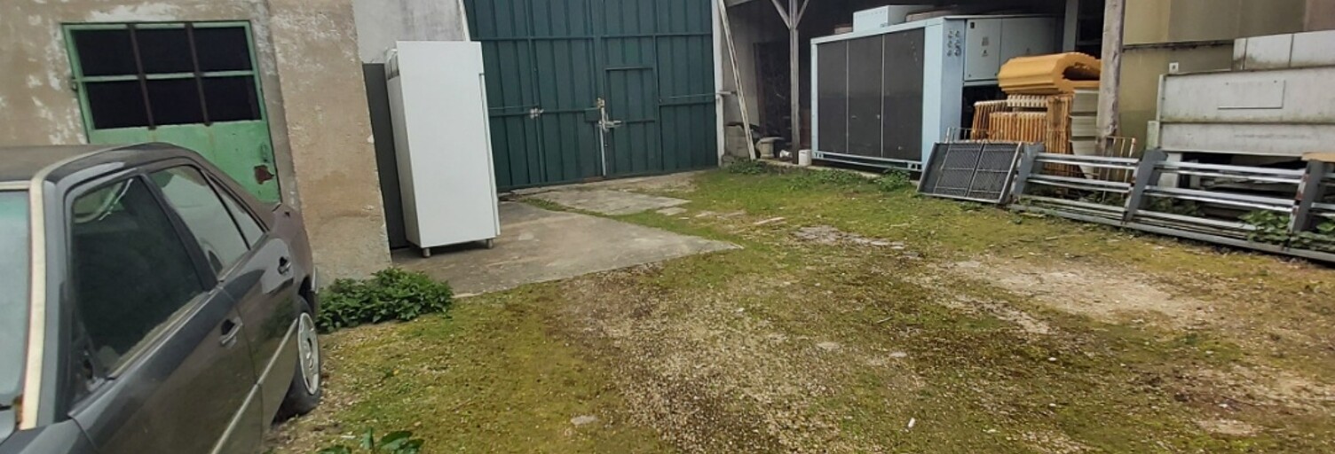 Immeuble  575 m² à vendre à Champigny (89340)