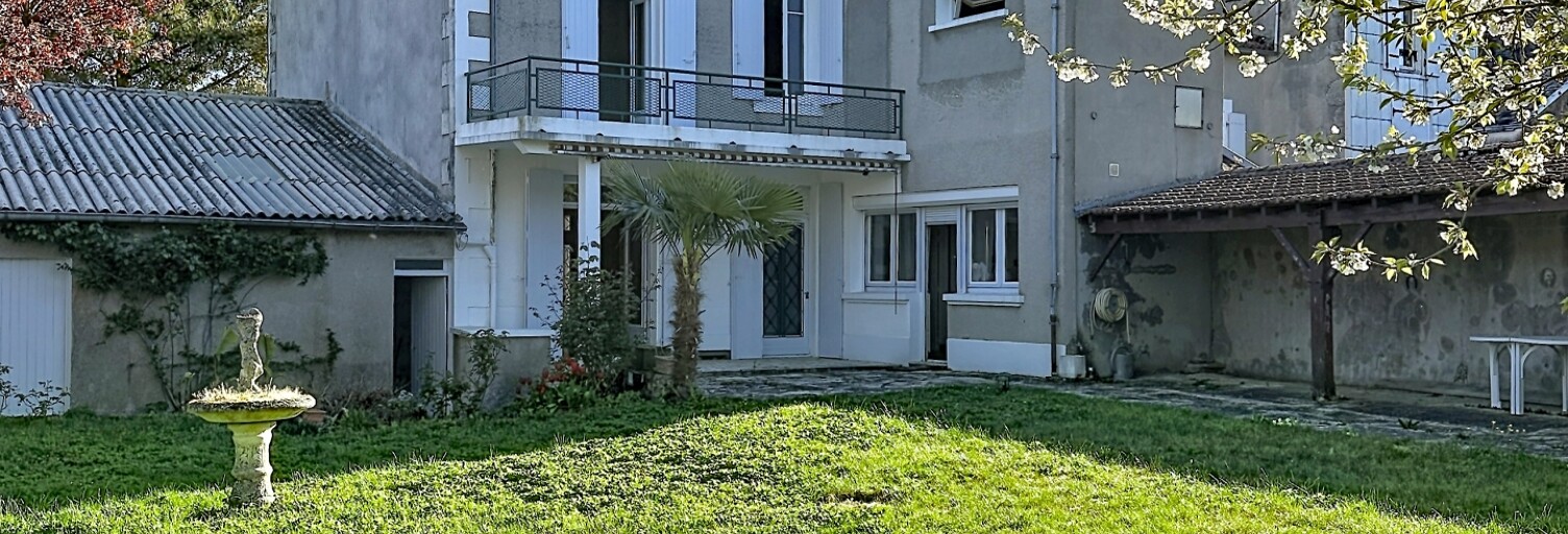 Maison 5 Pièces 230 m² à vendre à Parthenay (79200)