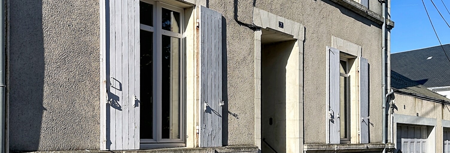 Maison 5 Pièces 230 m² à vendre à Parthenay (79200)