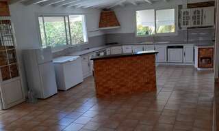 Appartement 5 Pièces 192 m² à louer à Sainte-Anne (97180)