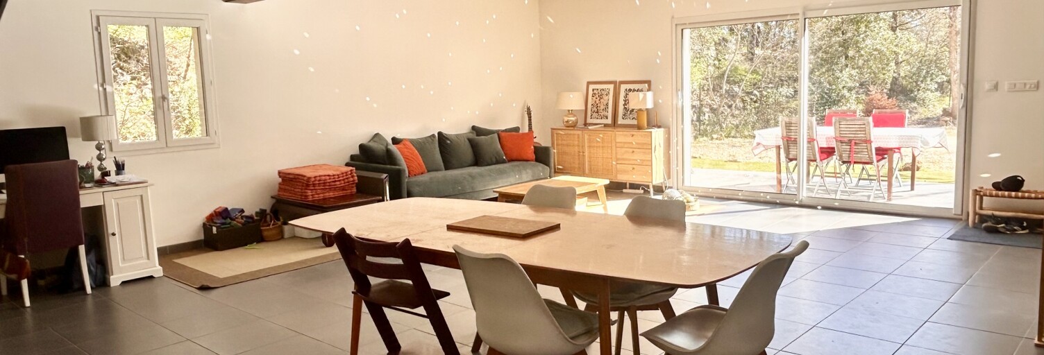 Maison 5 Pièces 115 m² à vendre à Saint-Maximin-la-Sainte-Baume (83470)