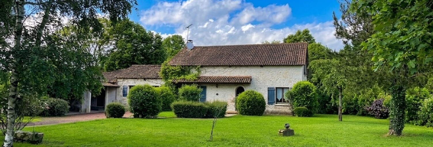 Maison 5 Pièces 111 m² à vendre à Saint-Savin (86310)
