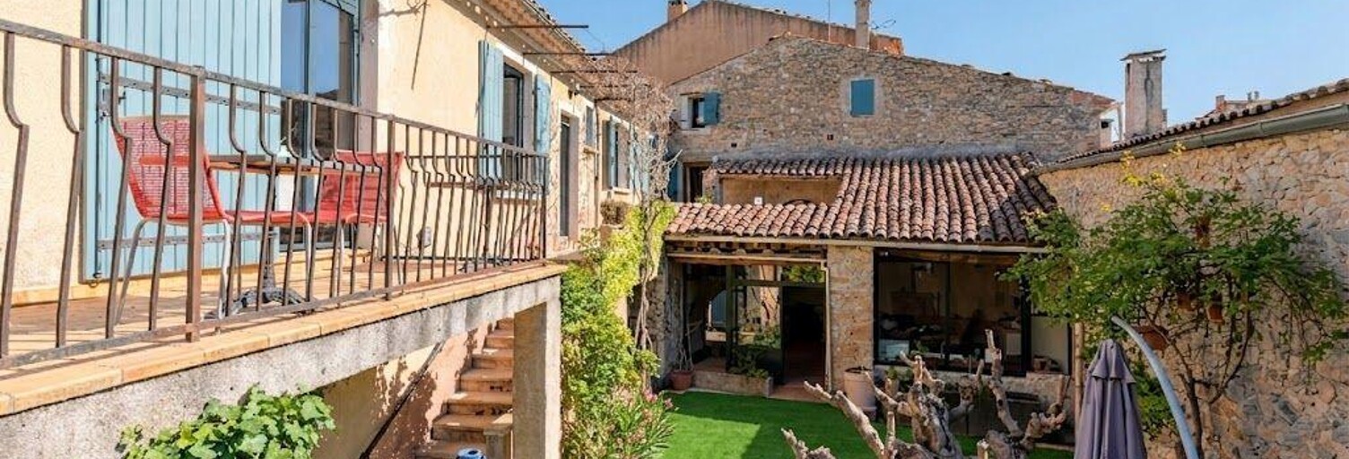 Maison 5 Pièces 218 m² à vendre à Saint-Martin-de-la-Brasque (84760)
