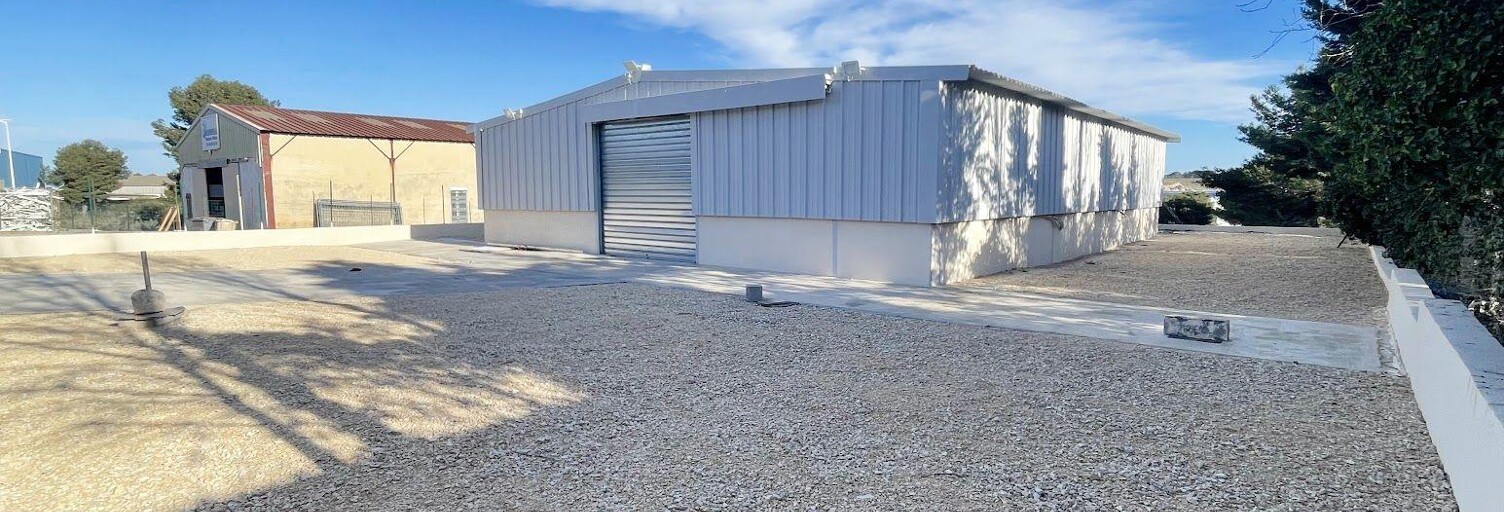 Commerce  175 m² à louer à Port-de-Bouc (13110)