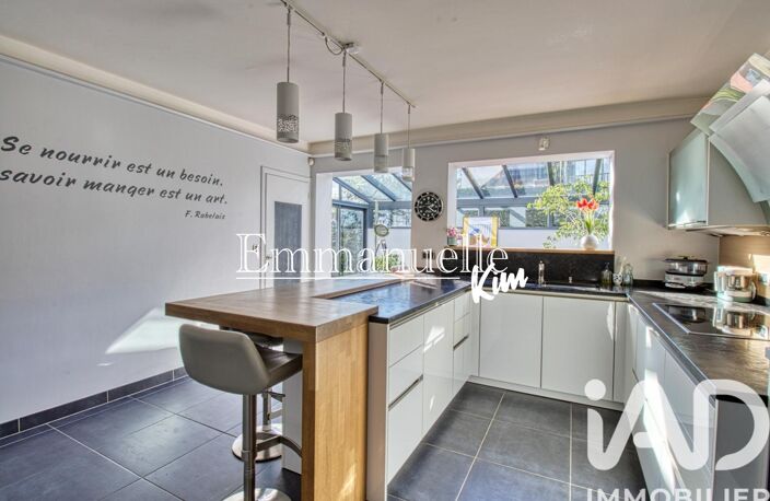 Vente Maison/villa 8 pièces — photo 3
