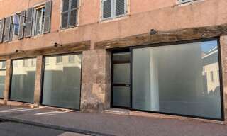 Commerce  184 m² à vendre à Mâcon (71000)