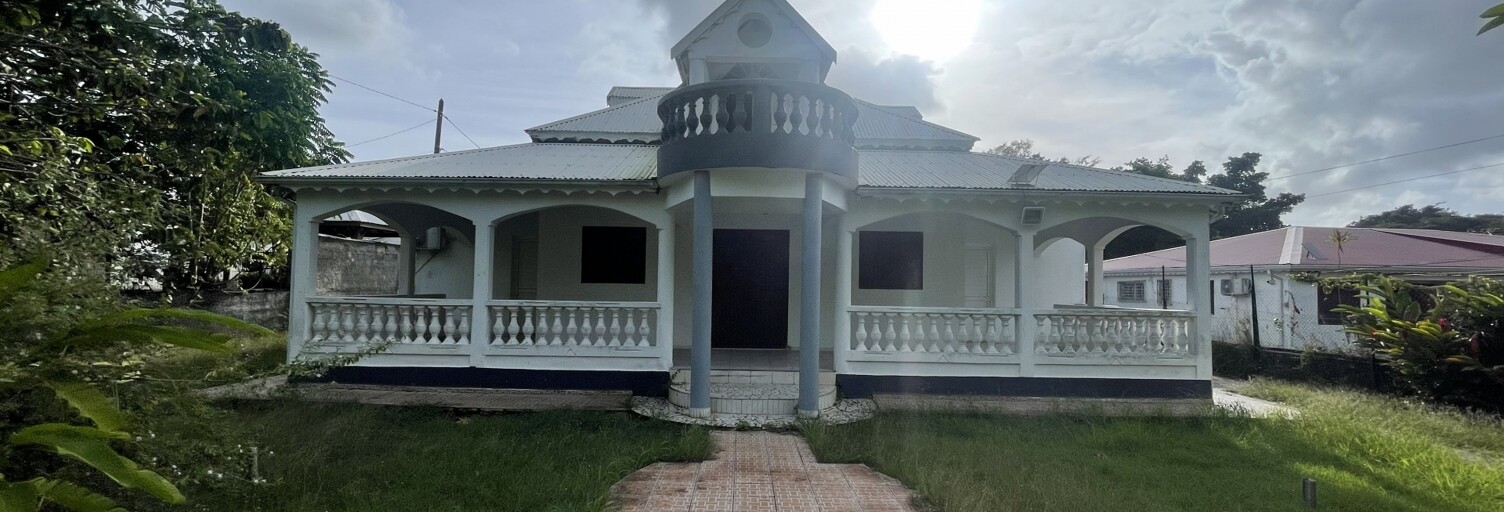 Maison 5 Pièces 193 m² à vendre à Petit-Canal (97131)