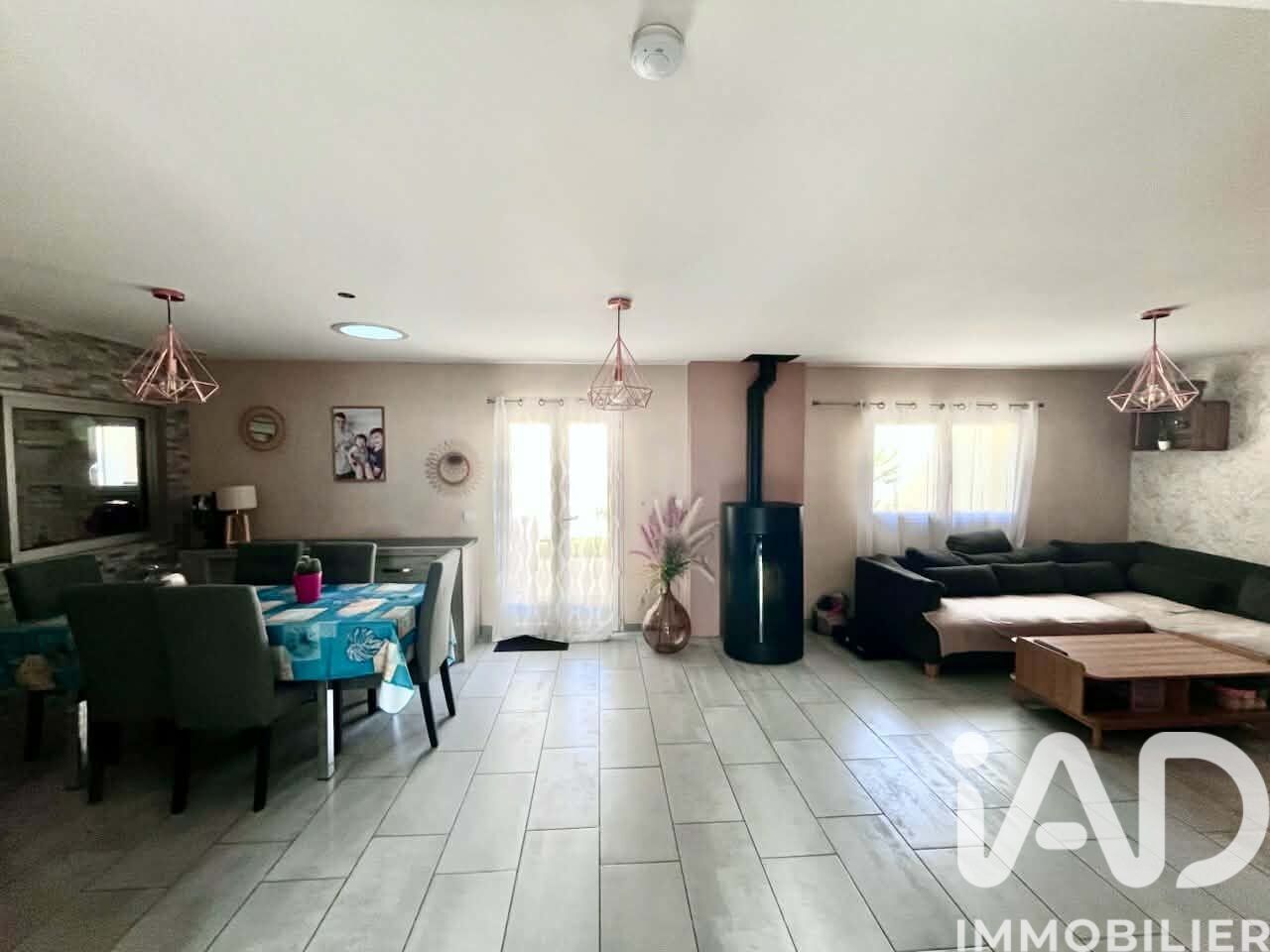 Vente Maison/villa 6 pièces - Photo 2