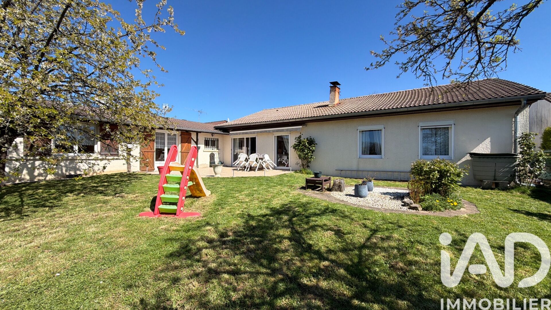 Vente Maison/villa 7 pièces - Photo 3