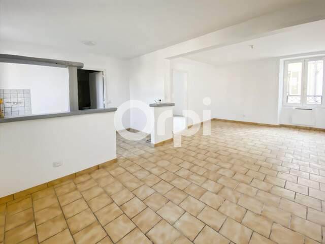 Appartement À Vendre — photo du bien