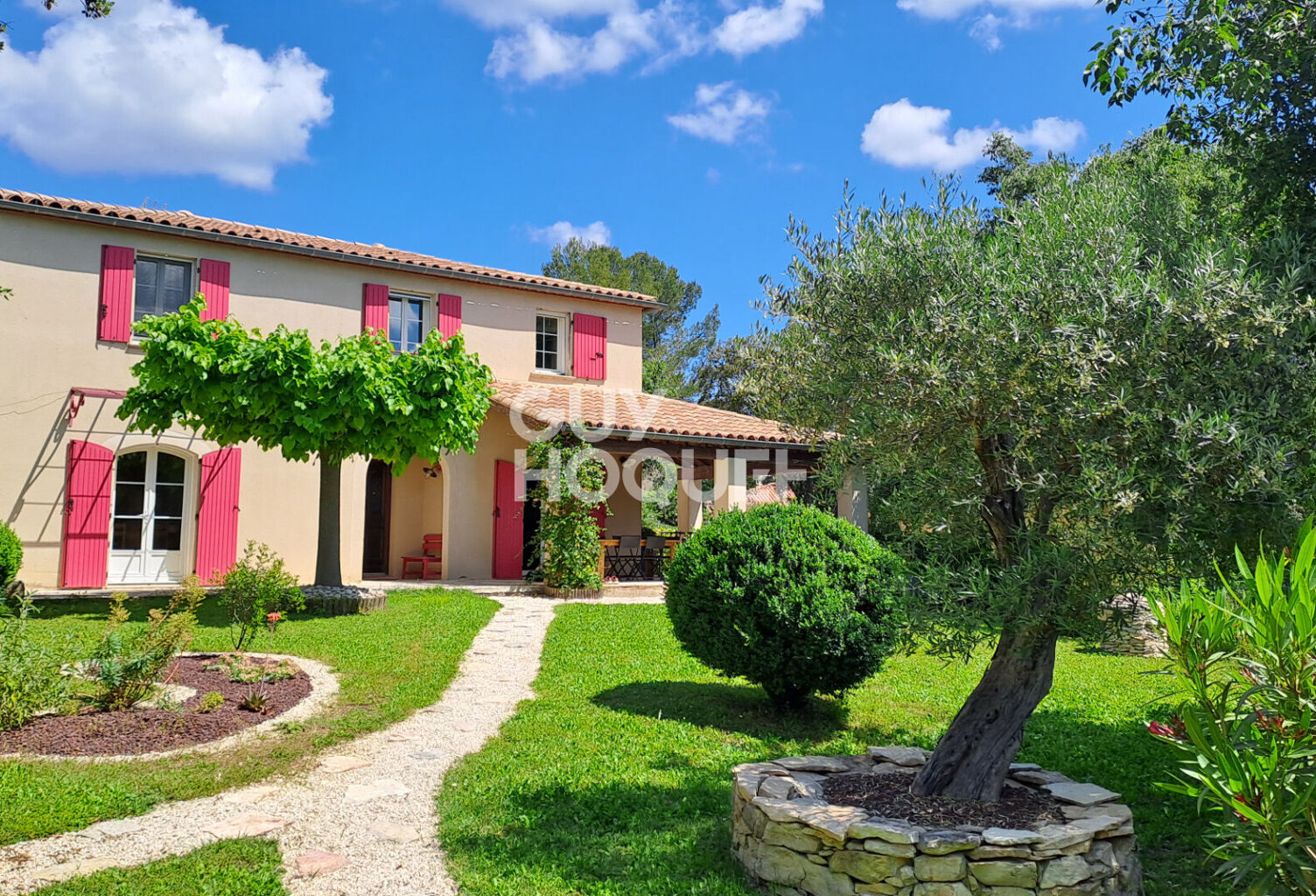Maison Nîmes avec piscine et jardin — photo 1