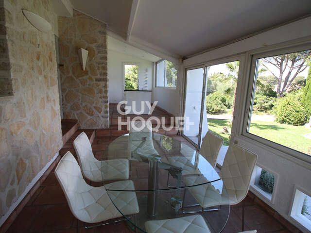 Maison Langlade  Grand Jardin Piscine — photo du bien