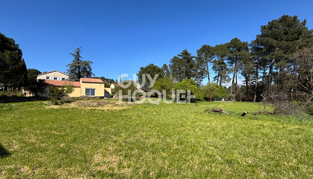 Villa / Maison 9 pièces  à vendre Ucel 07200