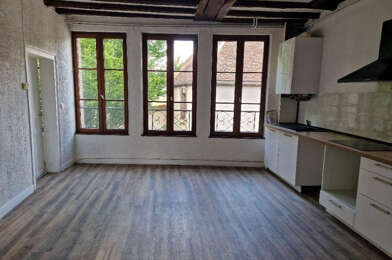 Appartement 4 pièces 650 €