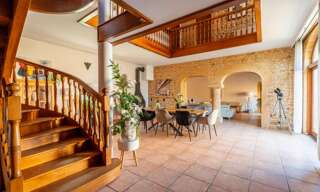 Maison 7 Pièces 352 m² à vendre à Saint-Germain-Nuelles (69210)