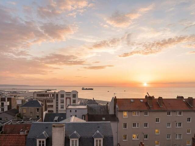 Appartement À Vendre — photo du bien