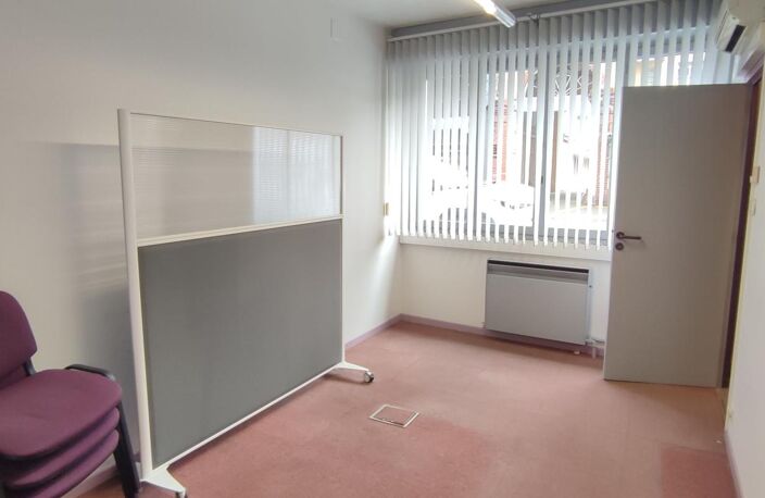 Bureaux À Louer — photo 3
