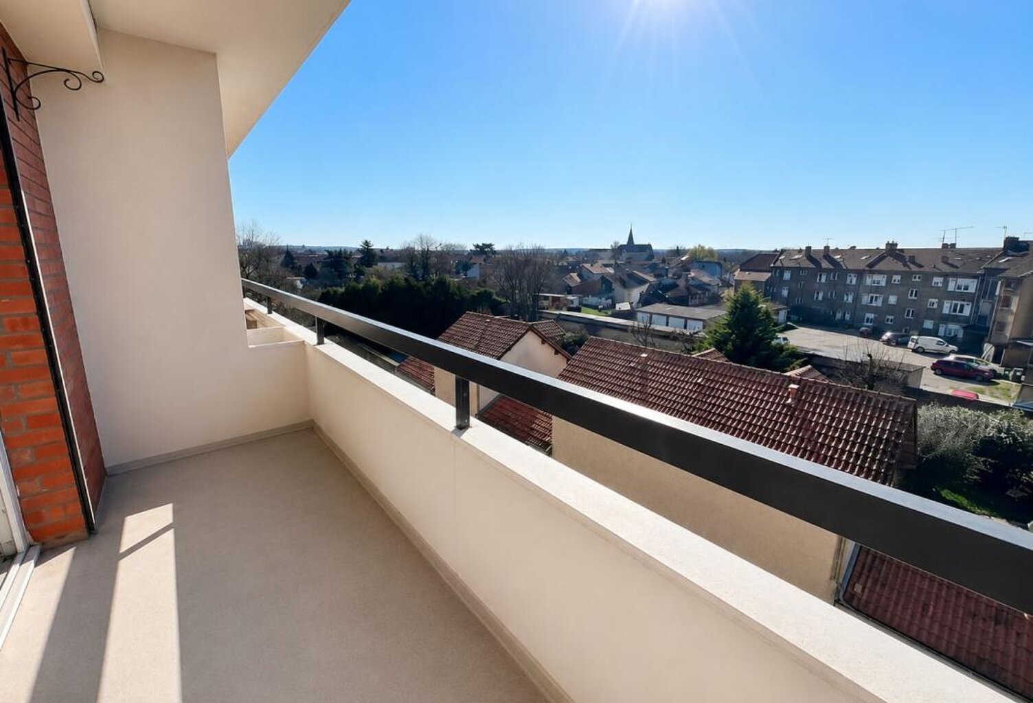 Appartement À Louer — photo 1