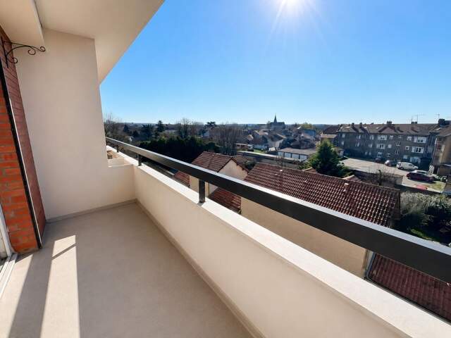 Appartement À Louer — photo du bien
