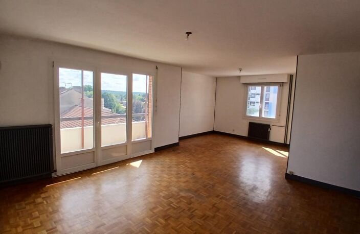 Appartement À Louer — photo 2