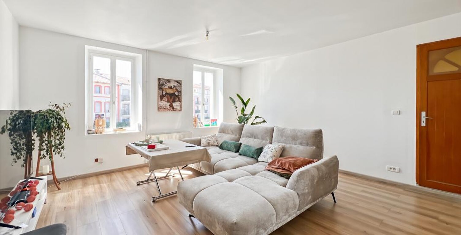 À LOUER - GRENADE - T4 meublé, 89,46 m² - FRAIS D'AGENCE OFFERTS — photo 1