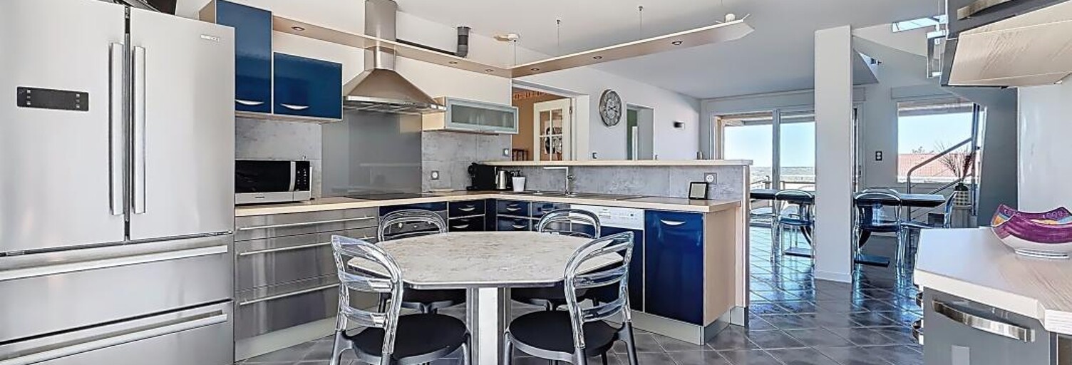 Maison 7 Pièces 239 m² à vendre à Billom (63160)