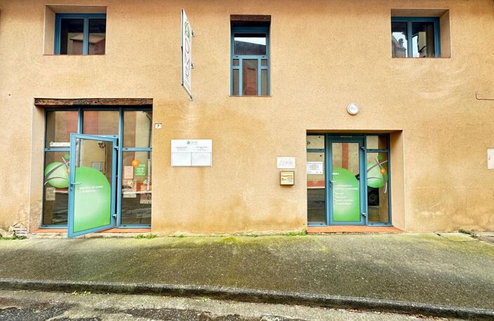 Bureaux de caractère à vendre – Un lieu de vie ou de travail d’exception — photo 2