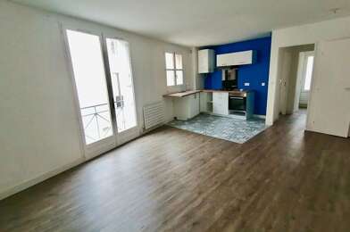 Appartement 3 pièces 733 €