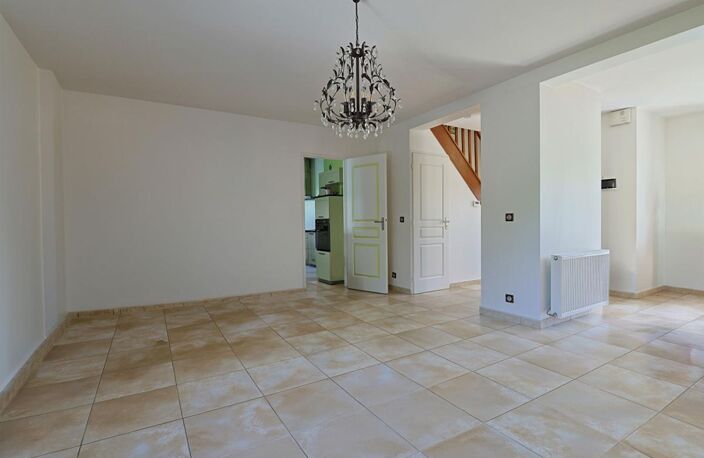 Maison Brie Comte Robert 6 pièce(s) 111 m2 — photo 5