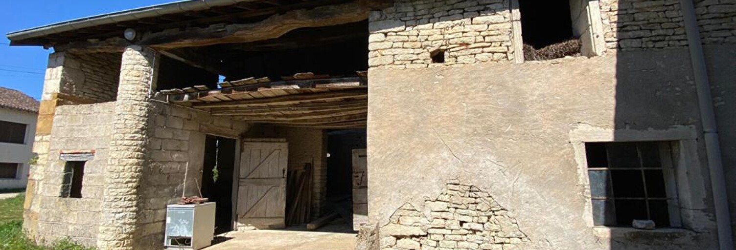 Maison 1 Pièce 735 m² à vendre à Uchizy (71700)