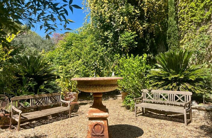 Exclusivité Adissan, Elégante demeure du XVIII ème siècle et ses dépendances, au coeur d'un parc préservé ! — photo 2