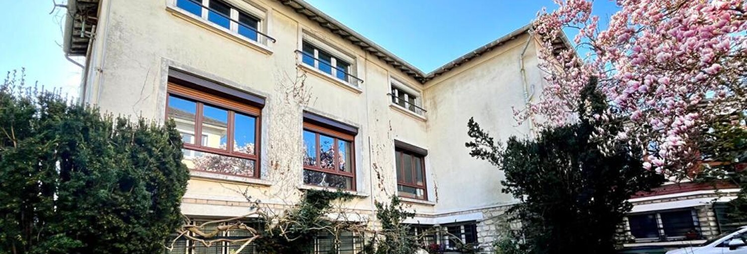 Immeuble  470 m² à vendre à Châtillon (92320)