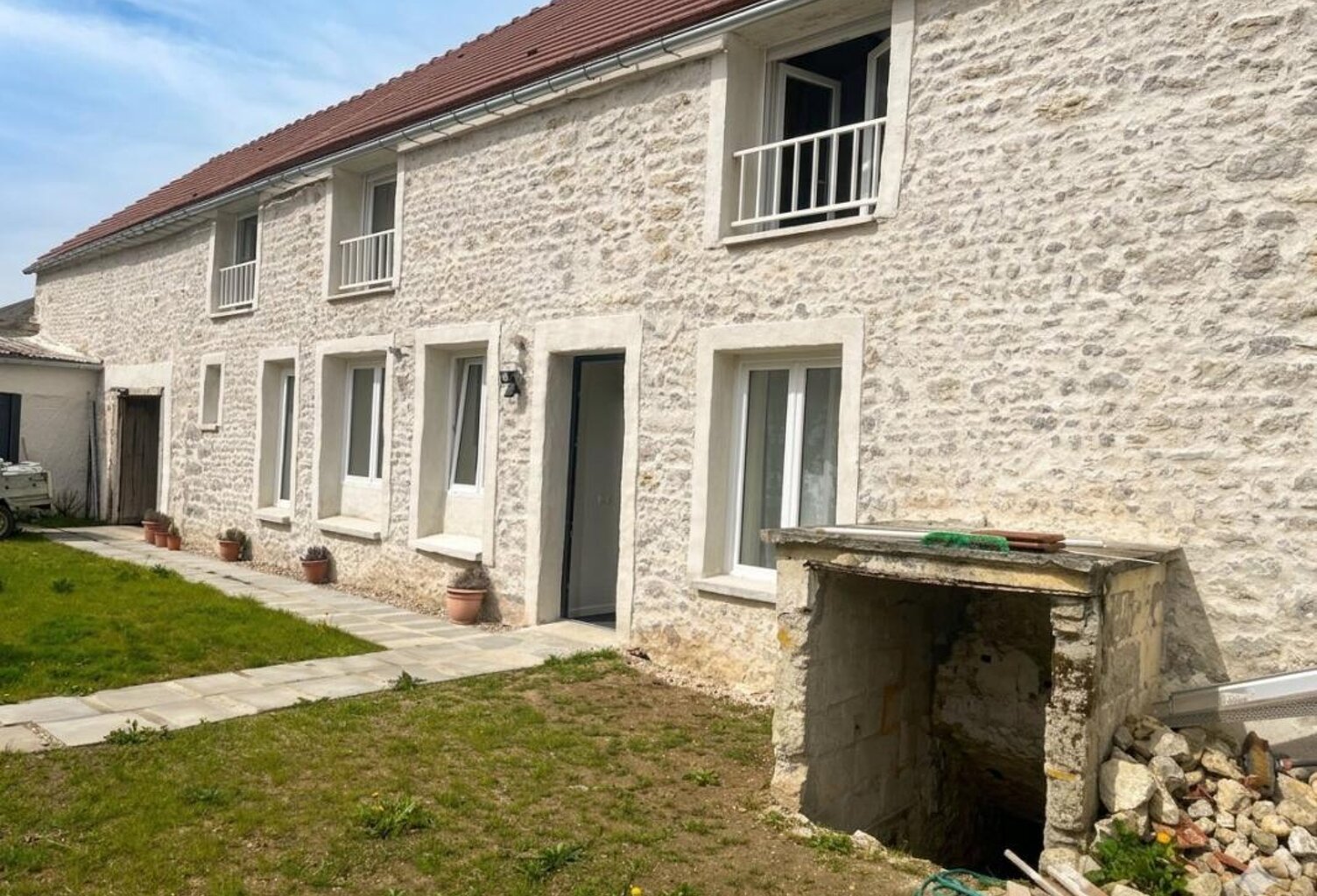 Magnifique maison 5 Chambres + dependances proche ETAMPES — photo 1